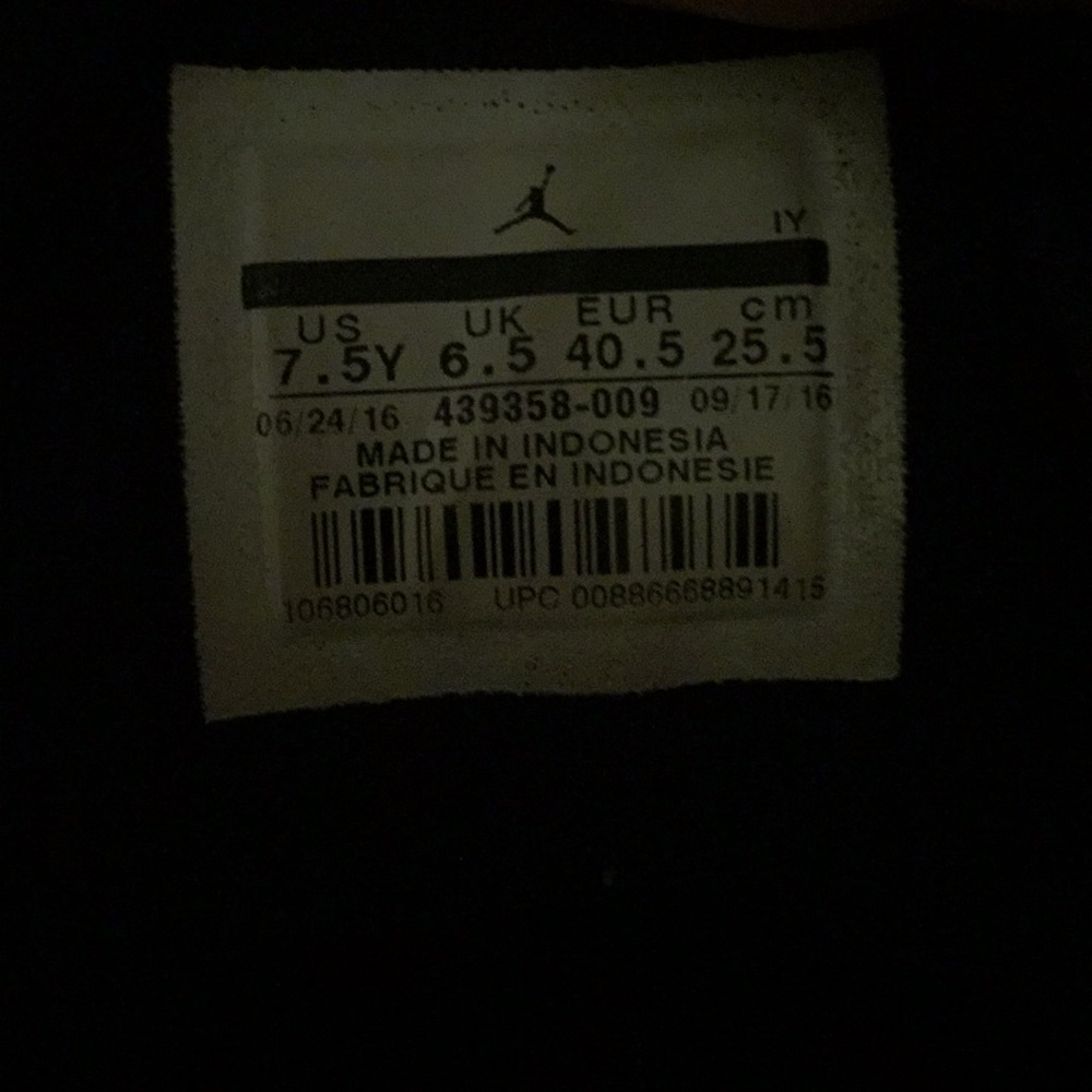 Jordan 13s hyper pink